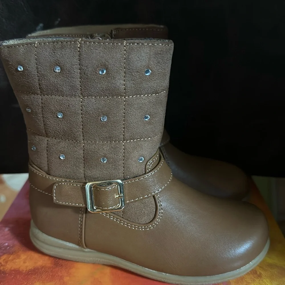 RACHEL SHOES CAMILLA BOOTS: COGNAC: NEW IN BOX: SIZE 9